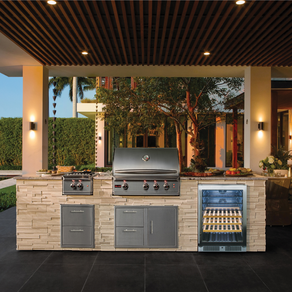 Outdoor Kitchens