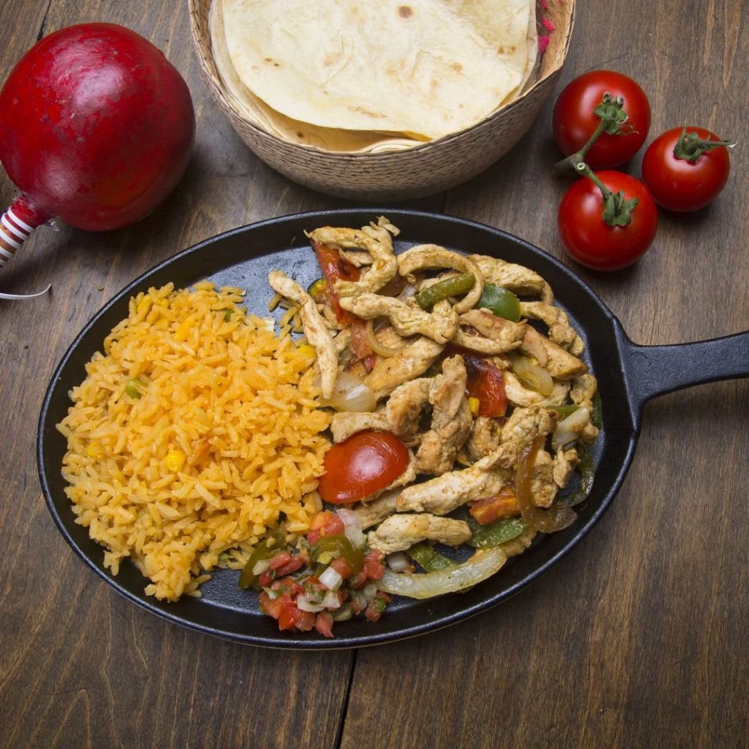 Bayou Classic Cast Iron Fajita Pan - Thumbnail 4