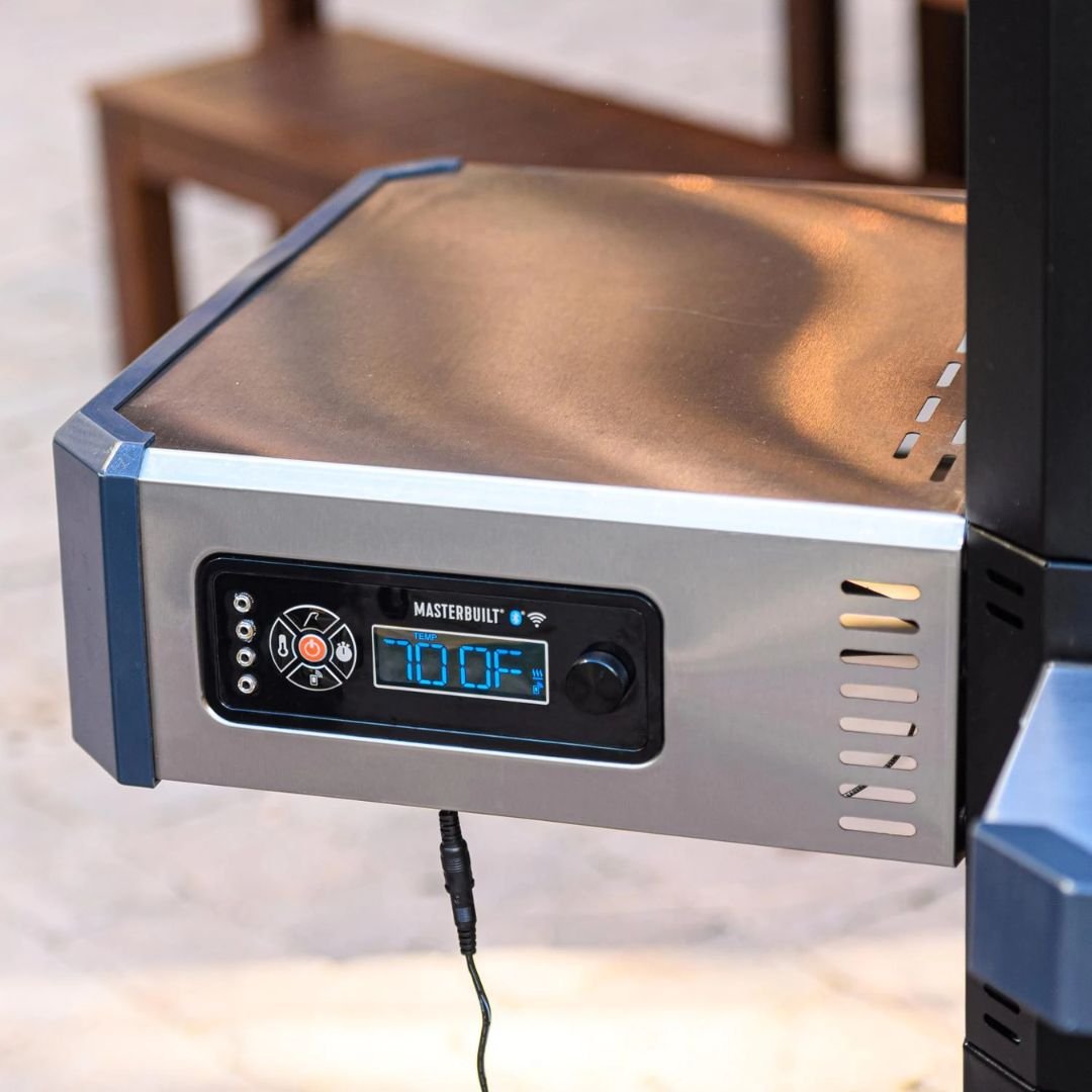 Masterbuilt Gravity Series® 1050 Digital Charcoal Grill + Smoker - MB20041220