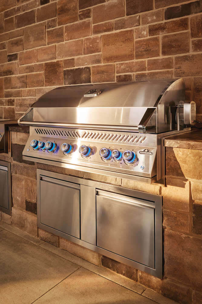 Napoleon Built-In 700 Series 44 with Dual Infrared Rear Burners 8 Burners - BIG44RBP(N)SS-1