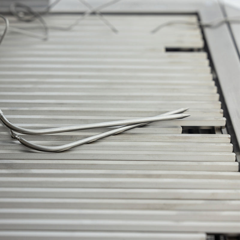 Blaze LTE PRO 32-Inch 4-Burner Built-in Gas Grill w/ Digital Temperature Screen & Rear Infrared Burner - BLZ-4LTEPRO-NG(LP)