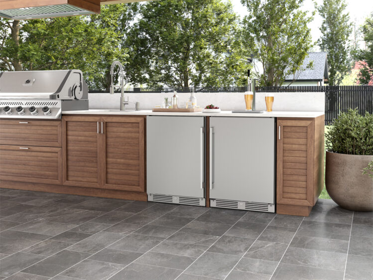 Zephyr Presrv 24" Outdoor Refrigerator - PRR24C01AS-OD