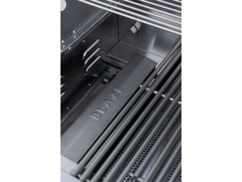 Blaze BCM 25-in 3-Burner Built-In Natural Gas Grill - BLZ-3BCM-NG(LP)