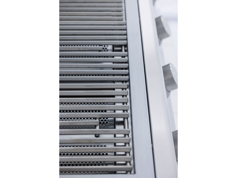 Blaze BCM 25-in 3-Burner Built-In Natural Gas Grill - BLZ-3BCM-NG(LP)