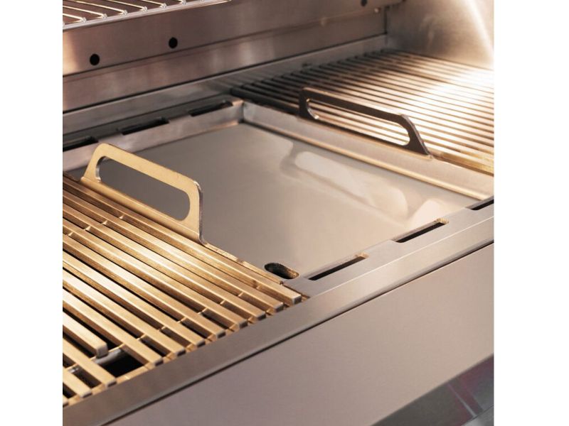 Summerset Quest 30-Inch 2 Burner Built-In Gas Grill with Rear Infrared Burner, Rotisserie Kit & Drop-In Griddle Plate - QST30
