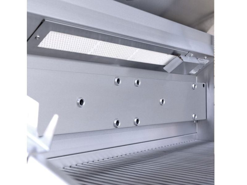 Summerset Quest 36-Inch 3 Burner Built-In Gas Grill with Rear Infrared Burner, Rotisserie Kit & Drop-In Griddle Plate - QST36