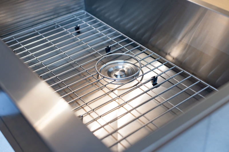 American Made 32" Farmhouse Sink w/Pull Down Faucet - SNK-32FH-P